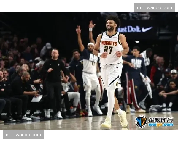 掘金开拓者近五次交手3胜2负,曾取得54分大胜纪录 掘金开拓者近五次交手3胜2负,曾取得54分大胜纪录